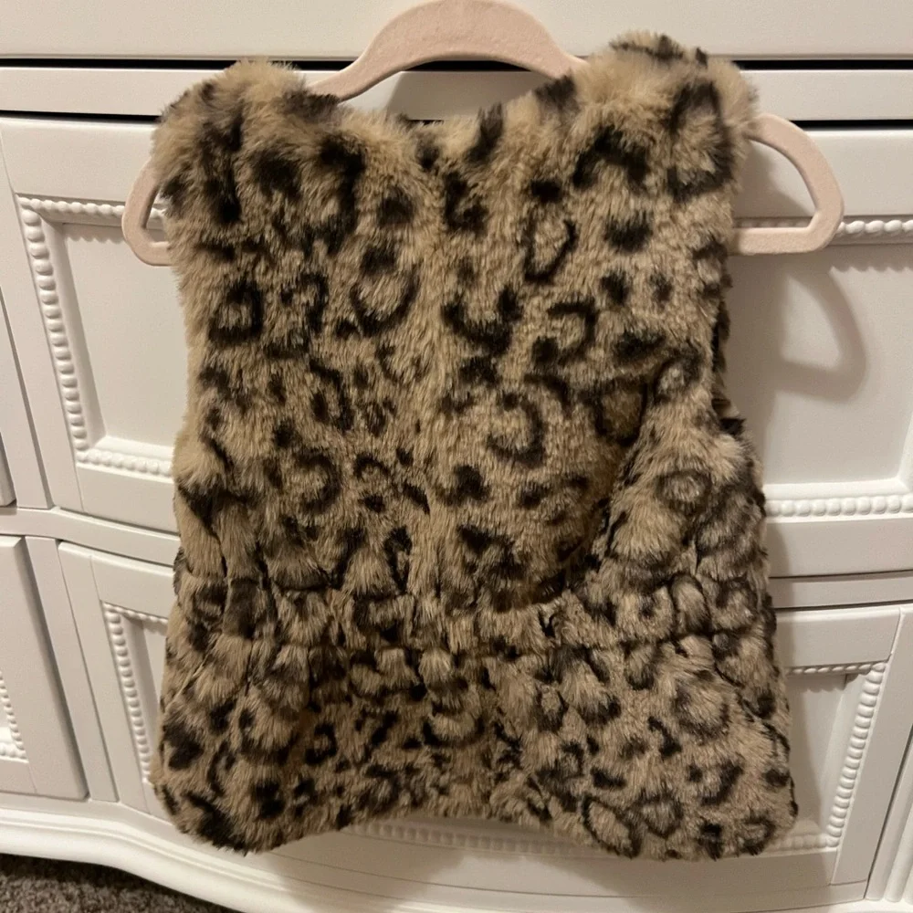 Leopard Print Faux Fur Vest 24M NWT